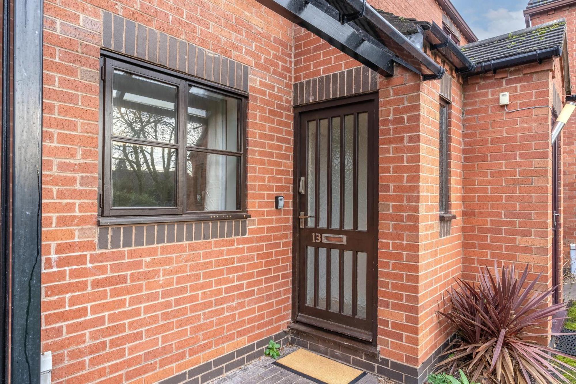 Modern Studio Flat In Wellington, Telford Esterno foto